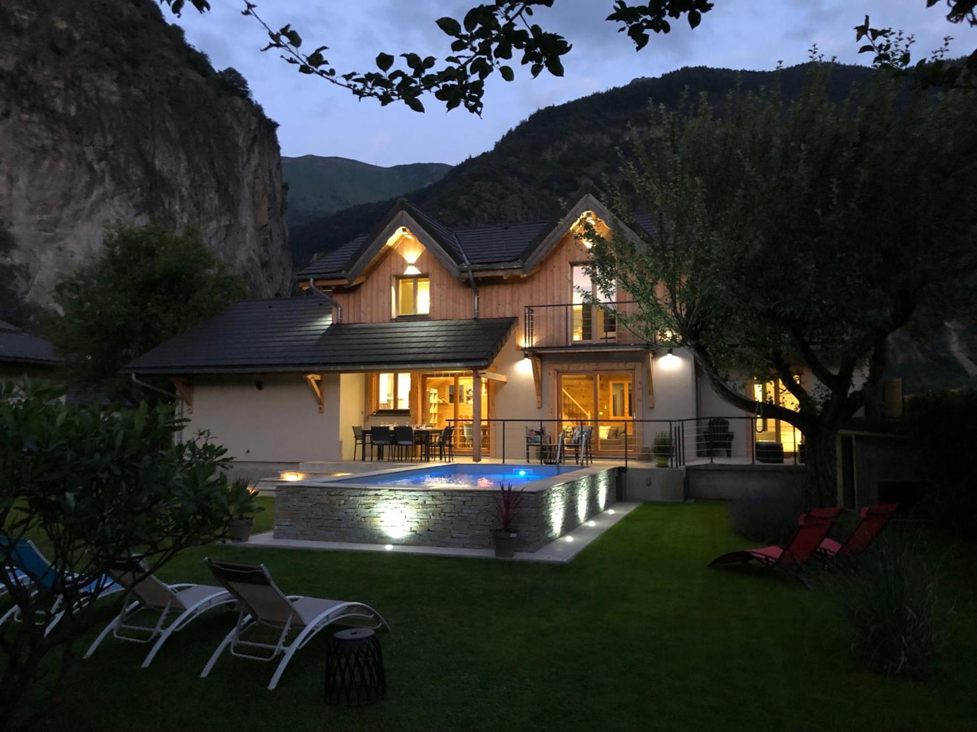 Chalet Barbara With Swimming Pool In The Heart Of Oisans Ле-Бур-д'Уазан Экстерьер фото